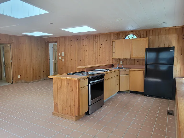 914 Riverside Ave — Photo 32