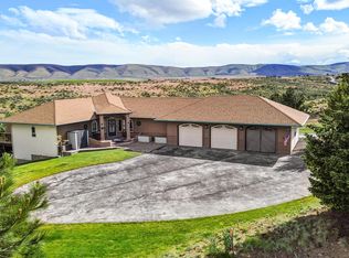131 Dove Trail Ln, Yakima, WA 98908