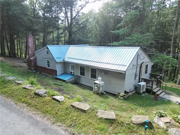 622 Mays Mill Rd, Kennerdell, PA 16323