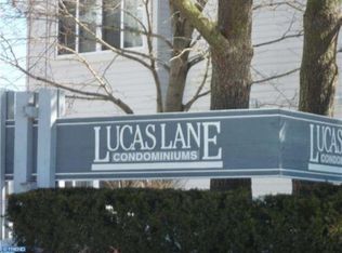 2014 Lucas Ln, Voorhees, NJ 08043