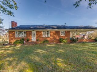 3448 Simpson Mill Rd, Dobson, NC 27017