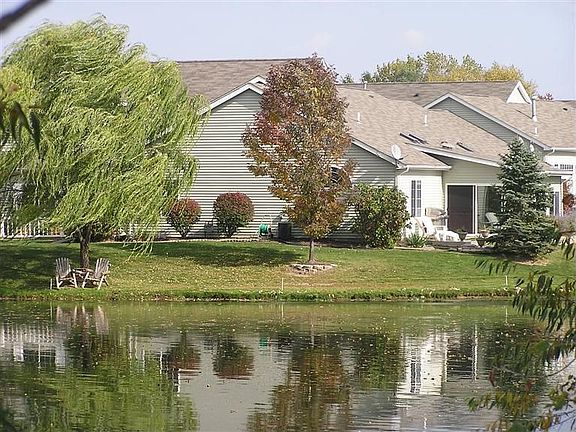 4th image of 2919 Lake Pointe Dr