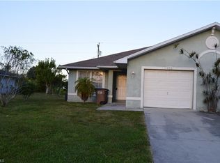 1402 SE 8th Ave #1, Cape Coral, FL 33990