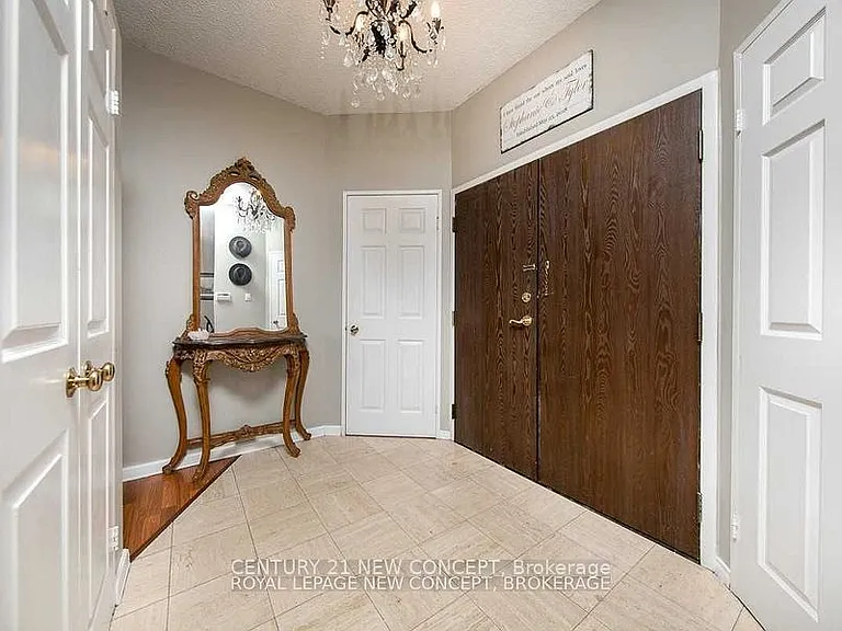 195 Saint Patrick St #Penthouse 4B — Photo 12