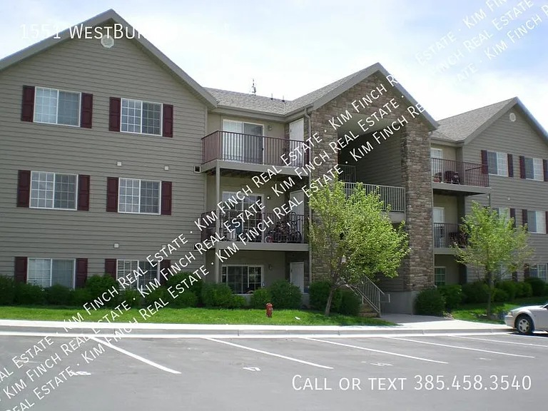 1551 Westbury Way #J — Photo 1