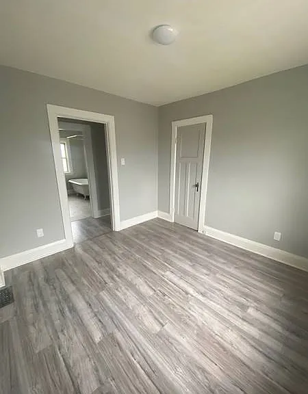 195 Courtland Ave E #3 — Photo 5