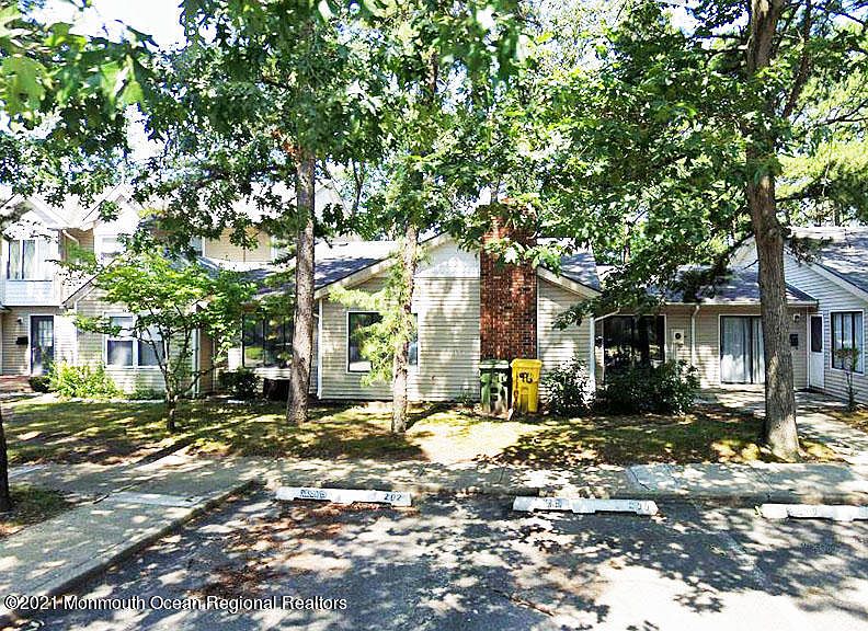 1st image of 202 Colony Circle #1000