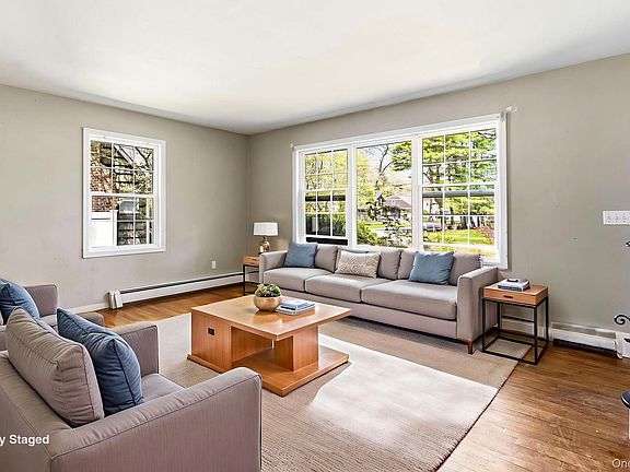 5th image of 9 White Birch Lane