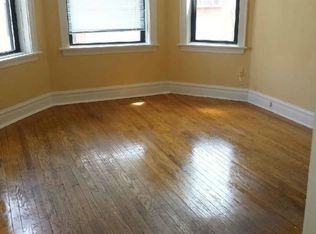 934 W Cornelia Ave APT 2F, Chicago, IL 60657