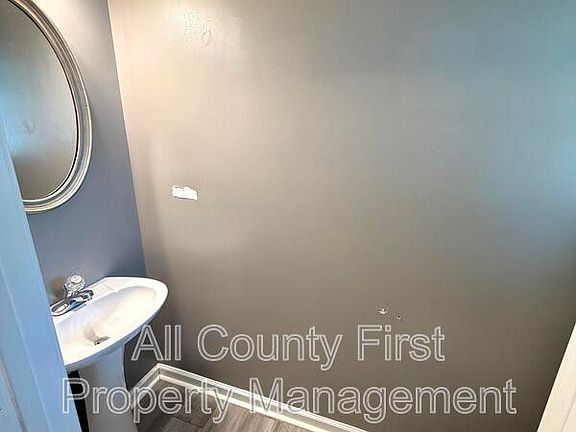5th image of 2274 Silver Maple Cir #2274