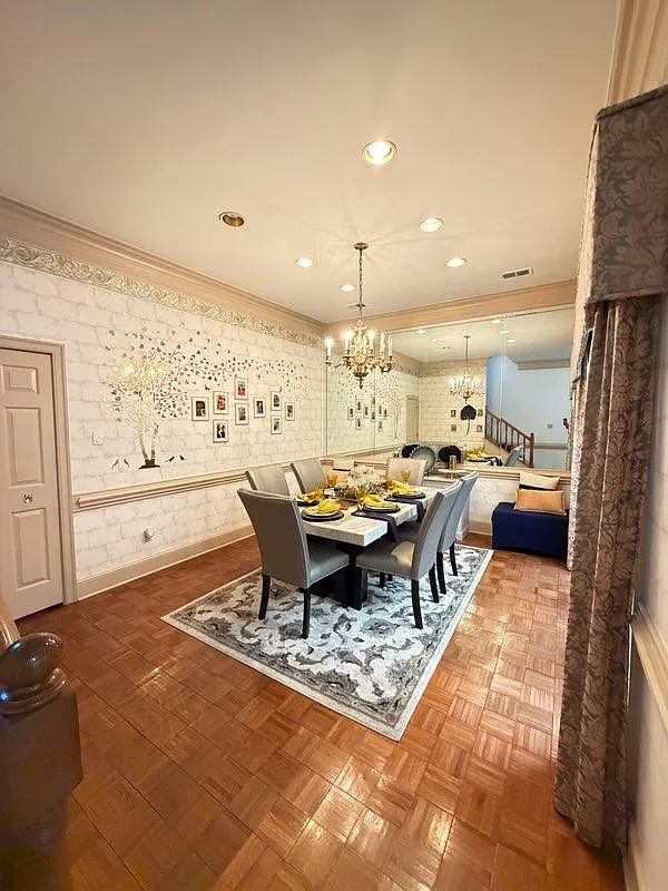 4 bed, 3880 sqft, $3,500 — Photo 3