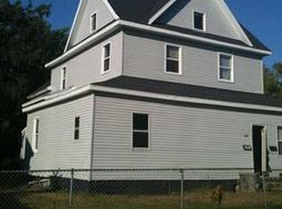 441 Maple St, Benton Harbor, MI 49022