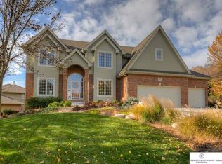 5054 S 176th Cir, Omaha, NE 68135