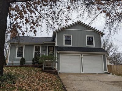 12223 S Blackfoot Dr, Olathe, KS, 66062