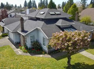 1888 Walnut Cres, Coquitlam, BC V3J7T2