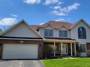 251 Isleview Dr, Oswego, IL