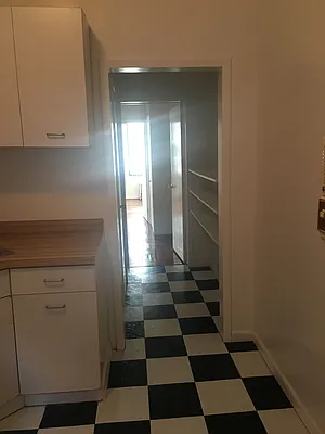 Rented by Warren T Real Estate Corp. | media 20