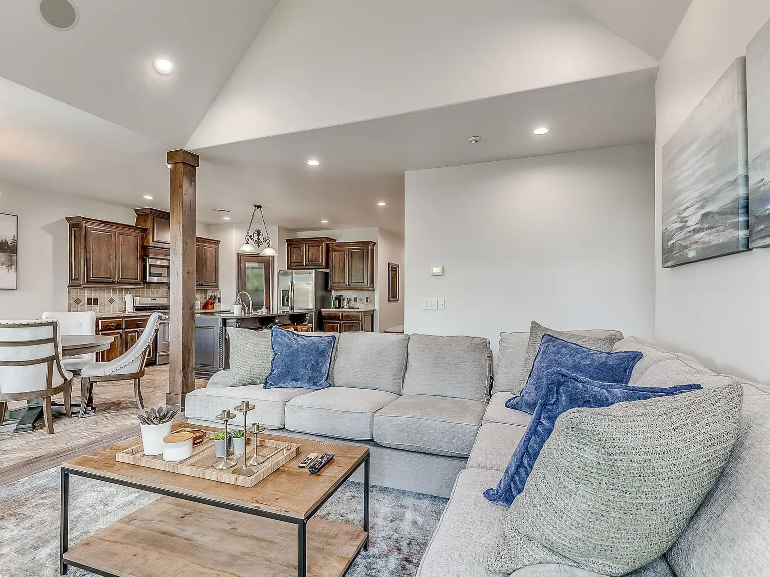 11804 Volterra Way — Photo 2