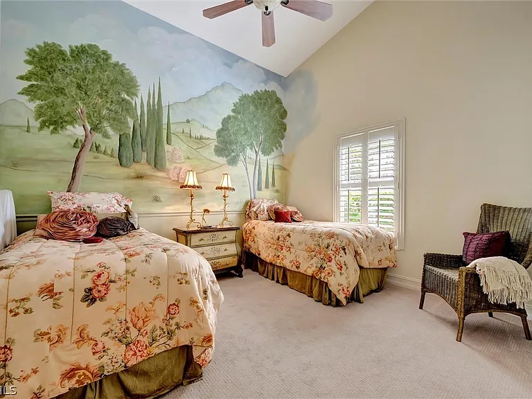 9341 White Hickory Ln — Photo 18