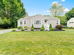 15 Flanders Rd, Westborough, MA 01581