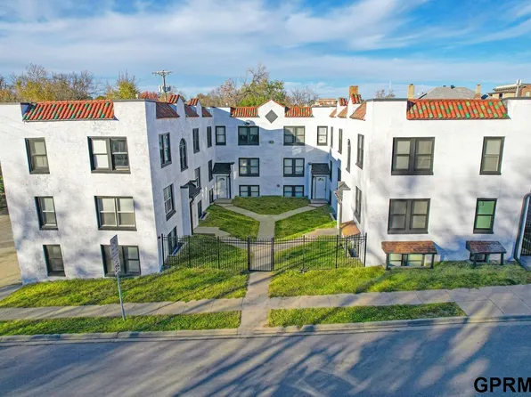 2940 Woolworth Ave, Omaha, NE 68105