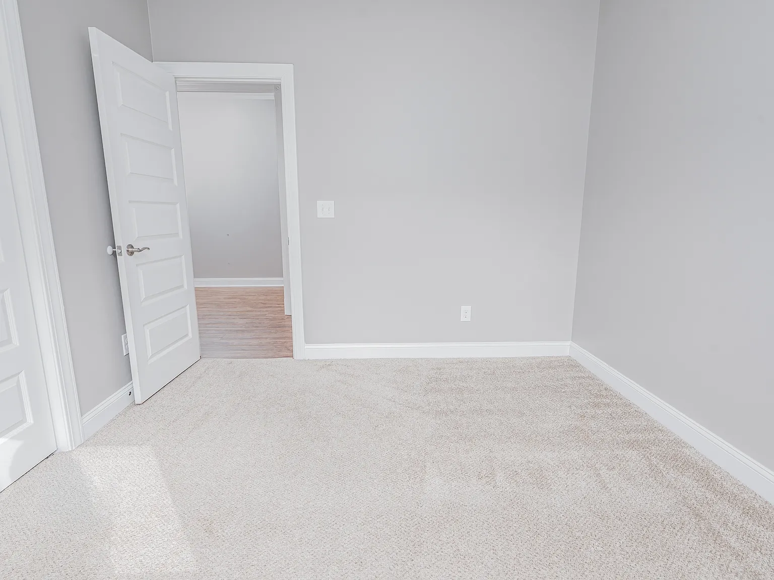 238 Saratoga Lane - 1 — Photo 3