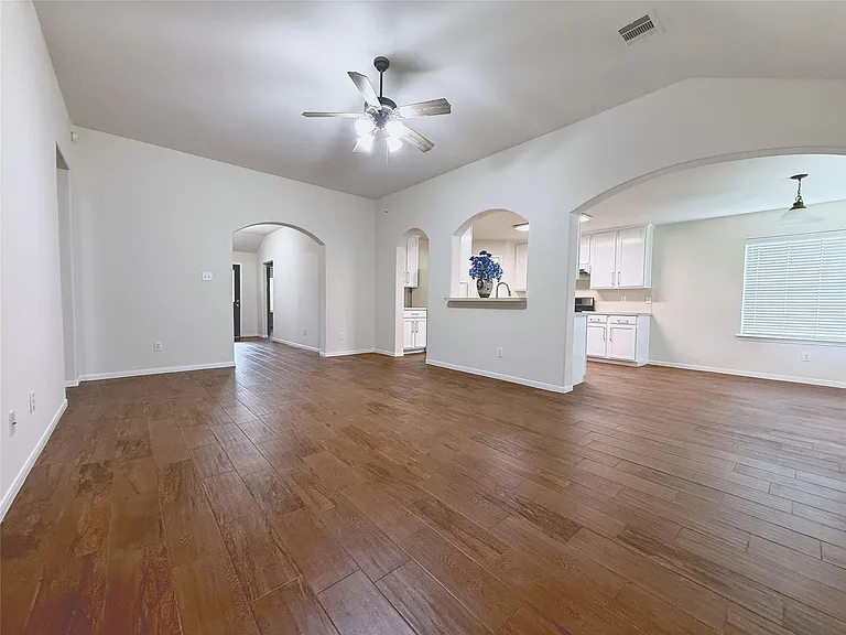 3708 Whitlam Ct — Photo 8