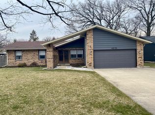 4231 Dorchester Ave, Gurnee, IL