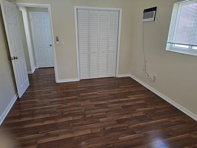1221 NW 34th Ave #B — Photo 6