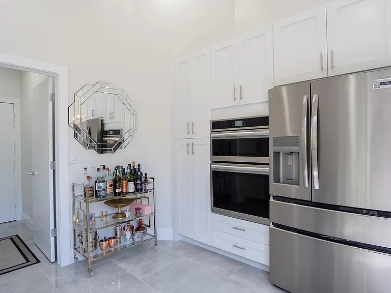 6670 NW 27th Ave — Photo 30