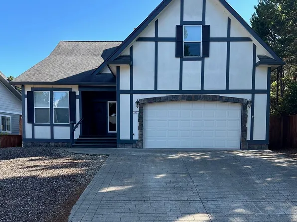 2157 Royal Saint Georges Dr, Florence, OR 97439