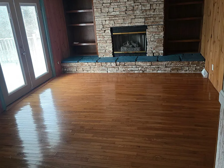 687 Logans Run Dr — Photo 14