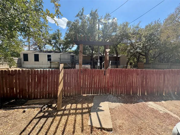 839 Tepee Trl, Granbury, TX 76048