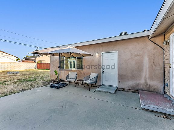 5th image of 828 N Citrus Ave