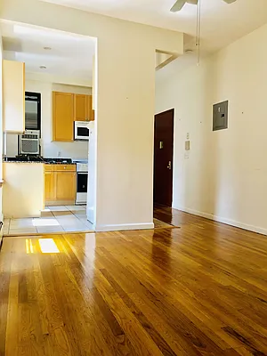 Rented by Luxor Homes & Investment Realty | media 25