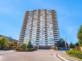 10 Torresdale Ave #910, Toronto, ON M2R3V8