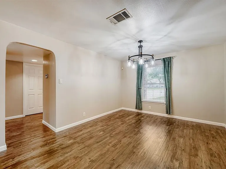 928 Justeford Dr — Photo 7