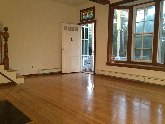 2nd image of 46 9th Ave