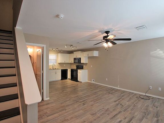 3rd image of 1214 Brad Cir Unit D