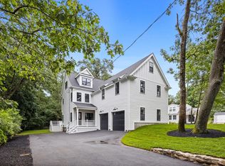 33 Smith Rd, Hingham, MA 02043