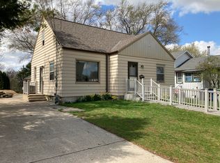 3237 S 95th St, Milwaukee, WI 53227