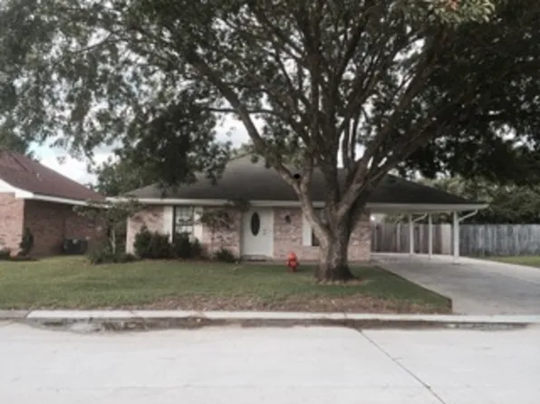 409 Sugar Ridge Dr, Houma, LA 70360
