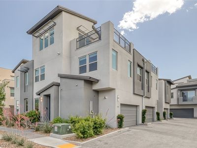 11305 Gravitation Dr, Las Vegas, NV, 89135