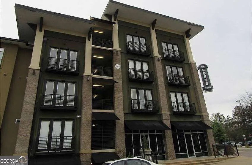 5300 Peachtree Rd #3401
