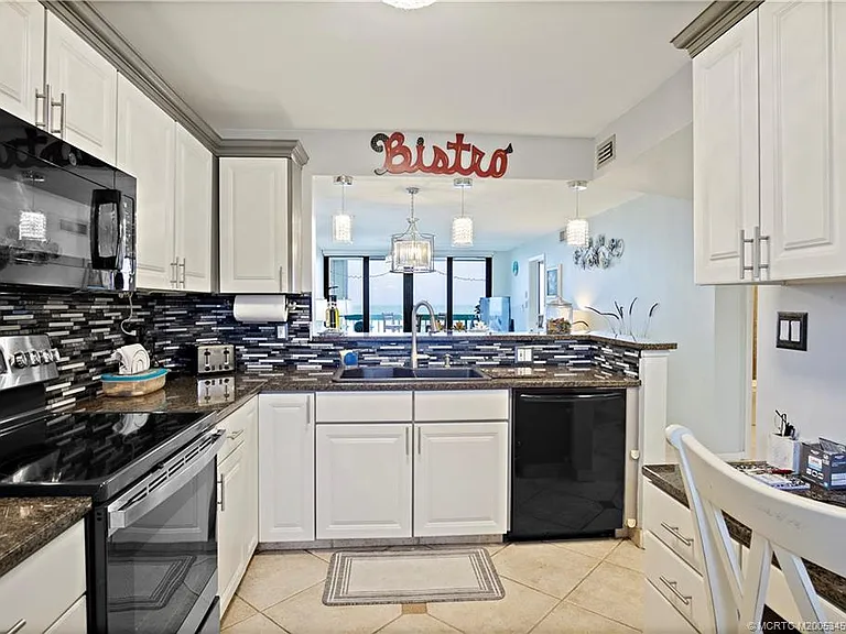 9940 Ocean Dr #309 — Photo 28