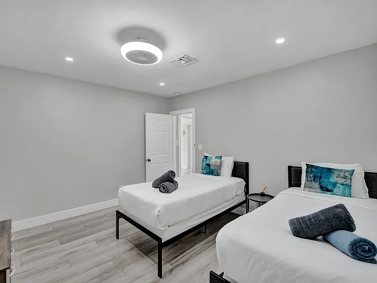 615 NE 13th Ave — Photo 14