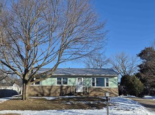2267 Staborn Dr, Beloit, WI 53511