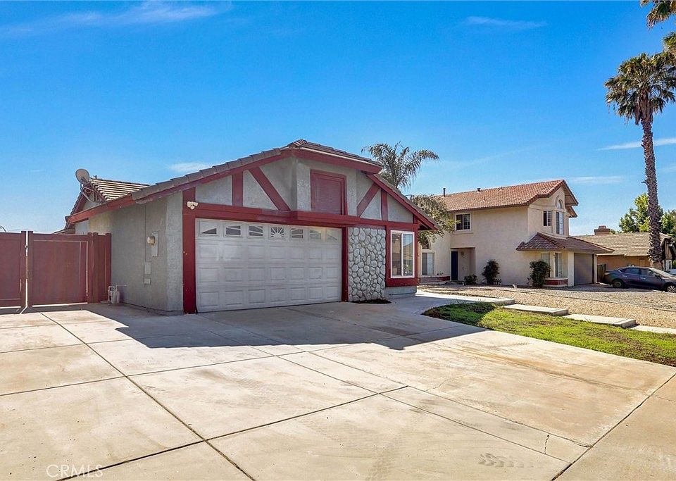 1st image of 4595 Acapulco St