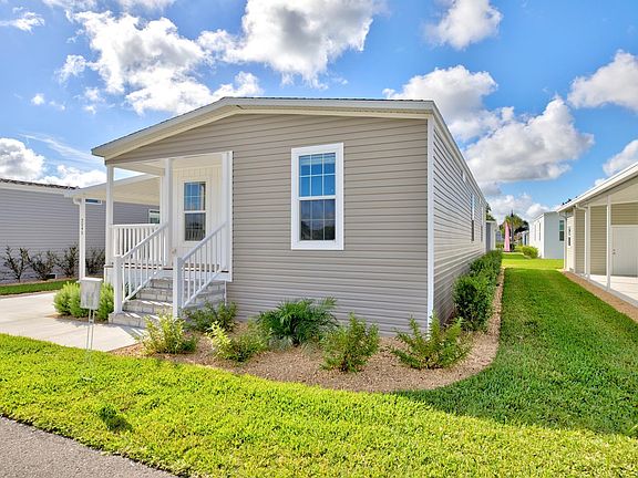 Exterior Image-2-Champion 141 JV Rum Runner