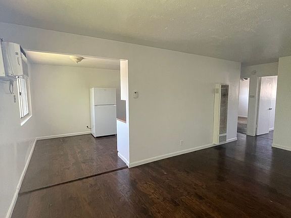 2nd image of 1943 Bristol Ln APT 3